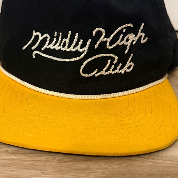 Mildly High True Black Snapback - Burton - Picture 3 of 6